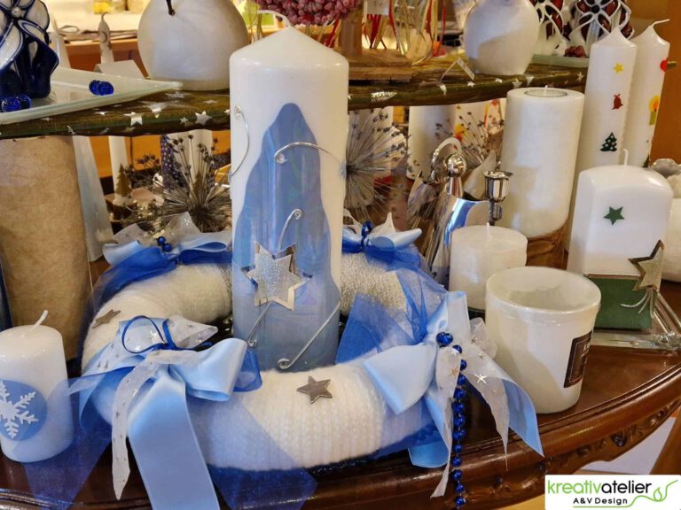 Der wohl größte Weihnachtsmarkt für handverzierte Kerzen in Lüdinghausen im Münsterland Weihnachtsmarkt fuer handgefertigte Weihnachtskerzen in Luedinghausen