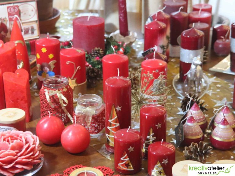 Der wohl größte Weihnachtsmarkt für handverzierte Kerzen in Lüdinghausen im Münsterland Weihnachtsmarkt fuer handgefertigte Weihnachtskerzen in Luedinghausen