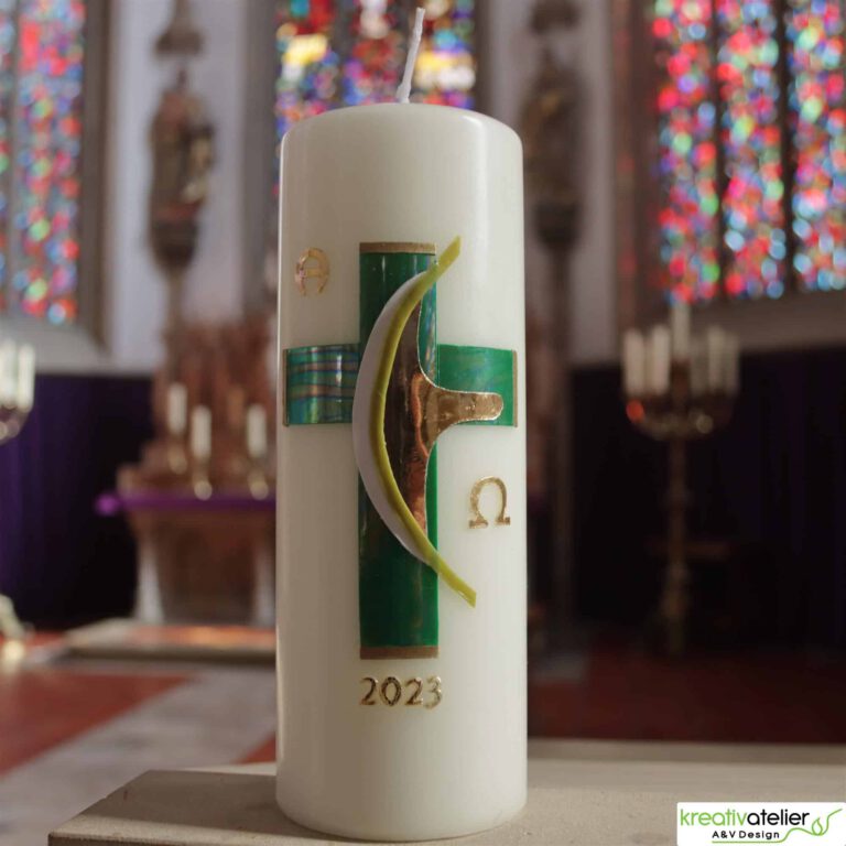OK001 Osterkerze mit Kreuz Alpha und Omega 12