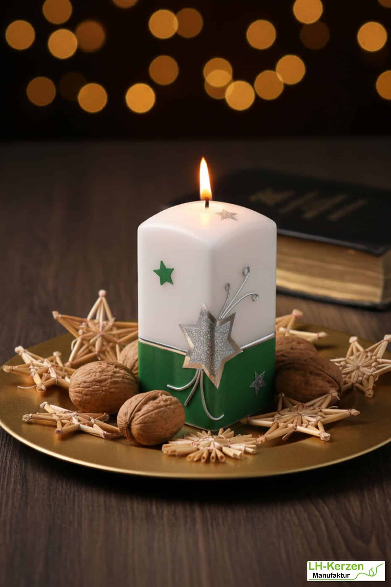 Weihnachtskerze Weihnachtsstern und Sternenschweif mit Strass-Steinen grün, weiß, silber, Quaderform