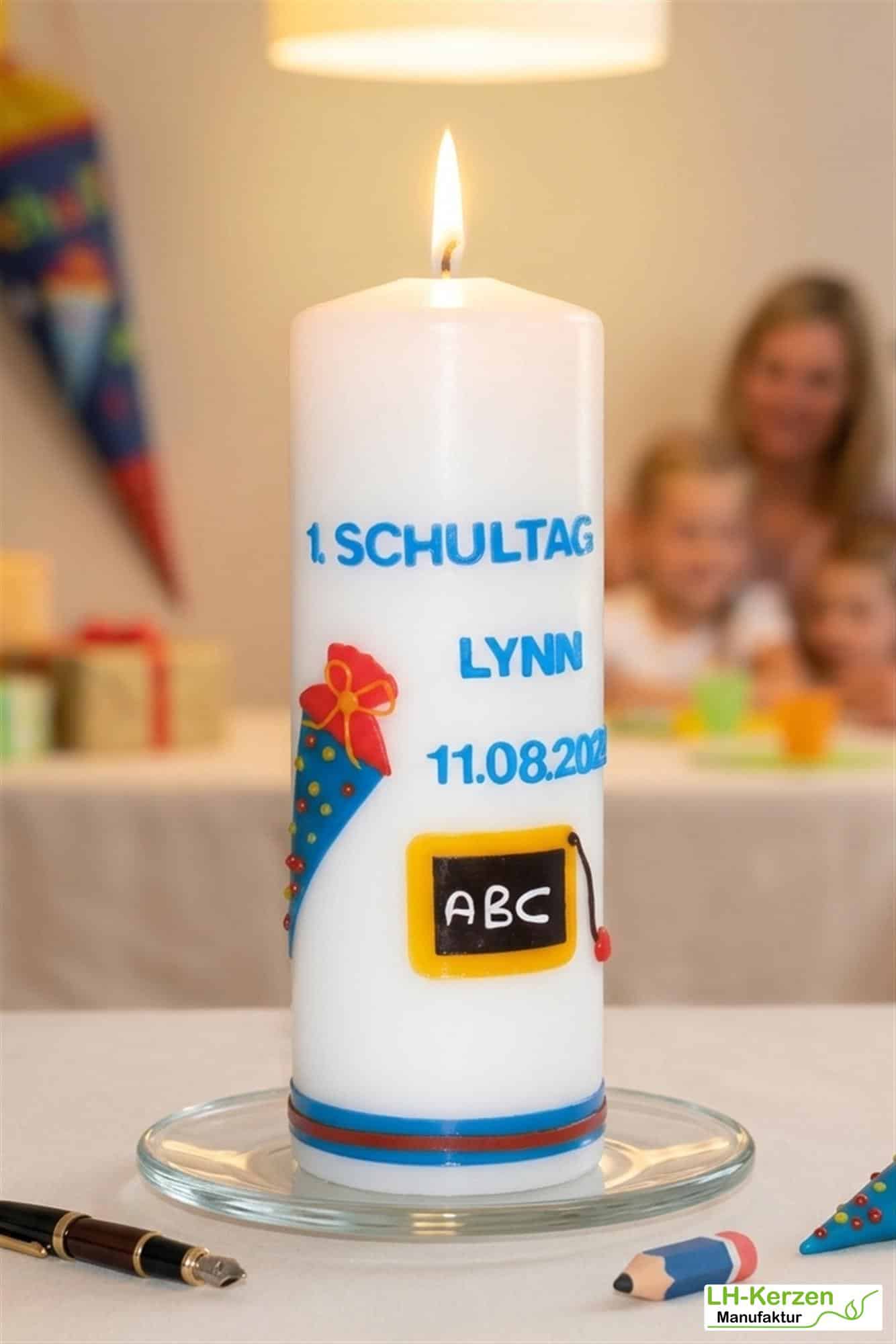 Einschulungskerze mit Tafel und Schultüte, Kerze zur Einschulung, Kerze erster Schultag