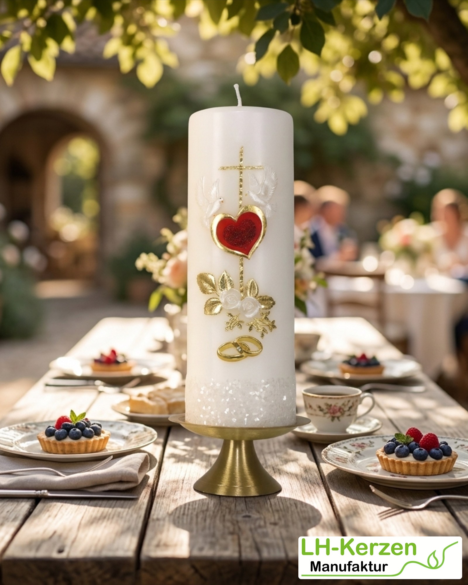 Hochzeitskerze Herz & Kreuz mit Tauben, Rosen und Ringen – personalisierbar
